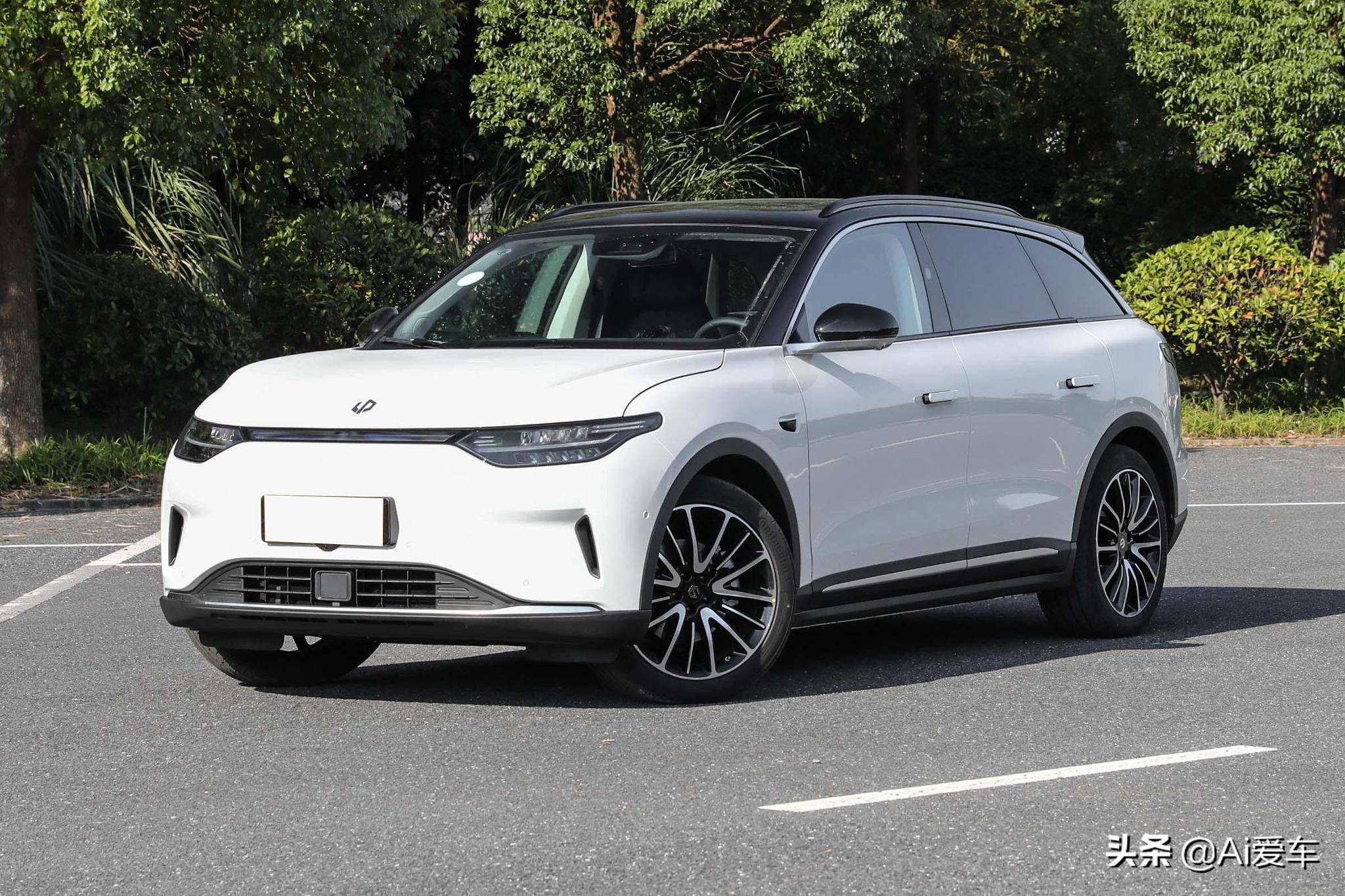 续航610公里带后驱，低价快充大空间家用SUV，养车便宜，零跑C11