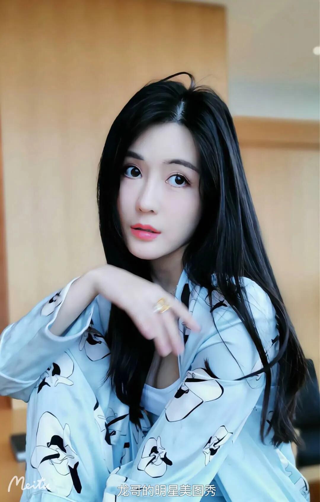 明星美图秀：汤晶媚