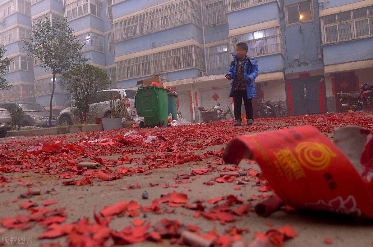 中国传统放鞭炮,迎接新春,传递幸福,如今还有它存在的意义吗?