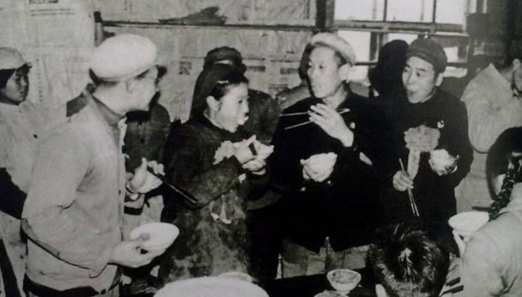 1963年，女会计携全厂工资消失，21年后竟被发现掩藏在水泥里