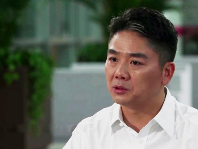 不知妻美刘强东，3段恋爱史4个女学生，每个女人都是人生转折点