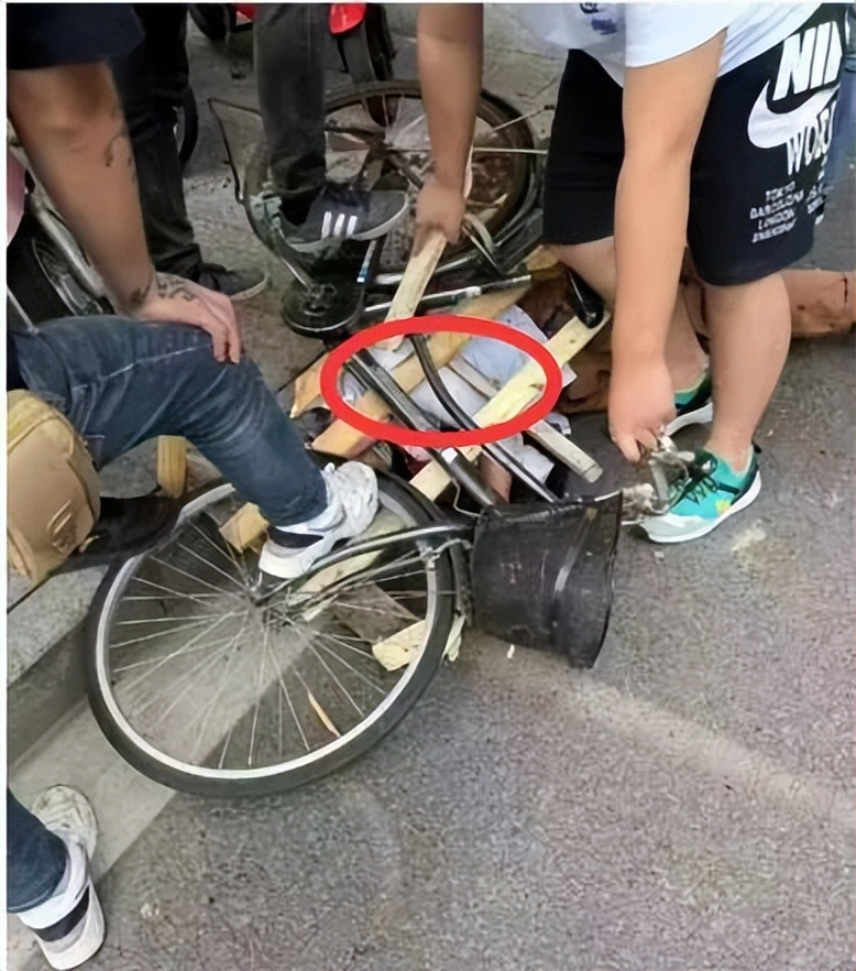 唐山打人者全部落网，身份背景曝光，有人累累案底