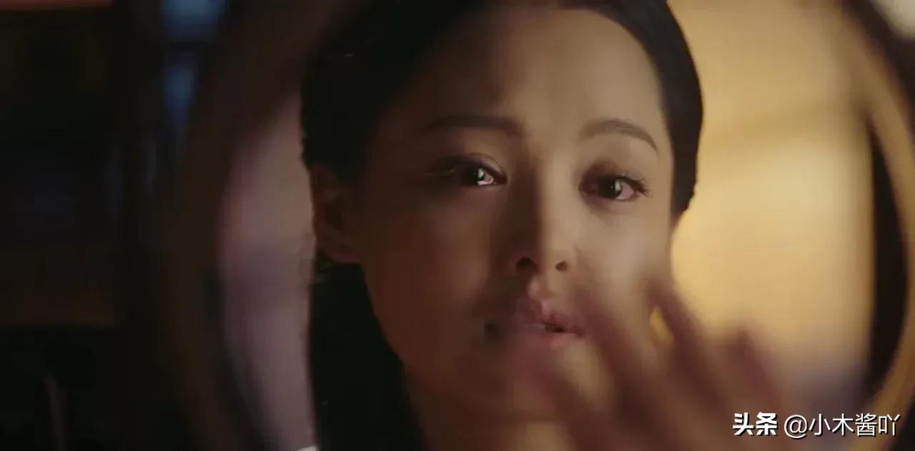 《如懿传》连生三子的金玉妍，最终还是被玉氏王爷丢弃，荒凉死去