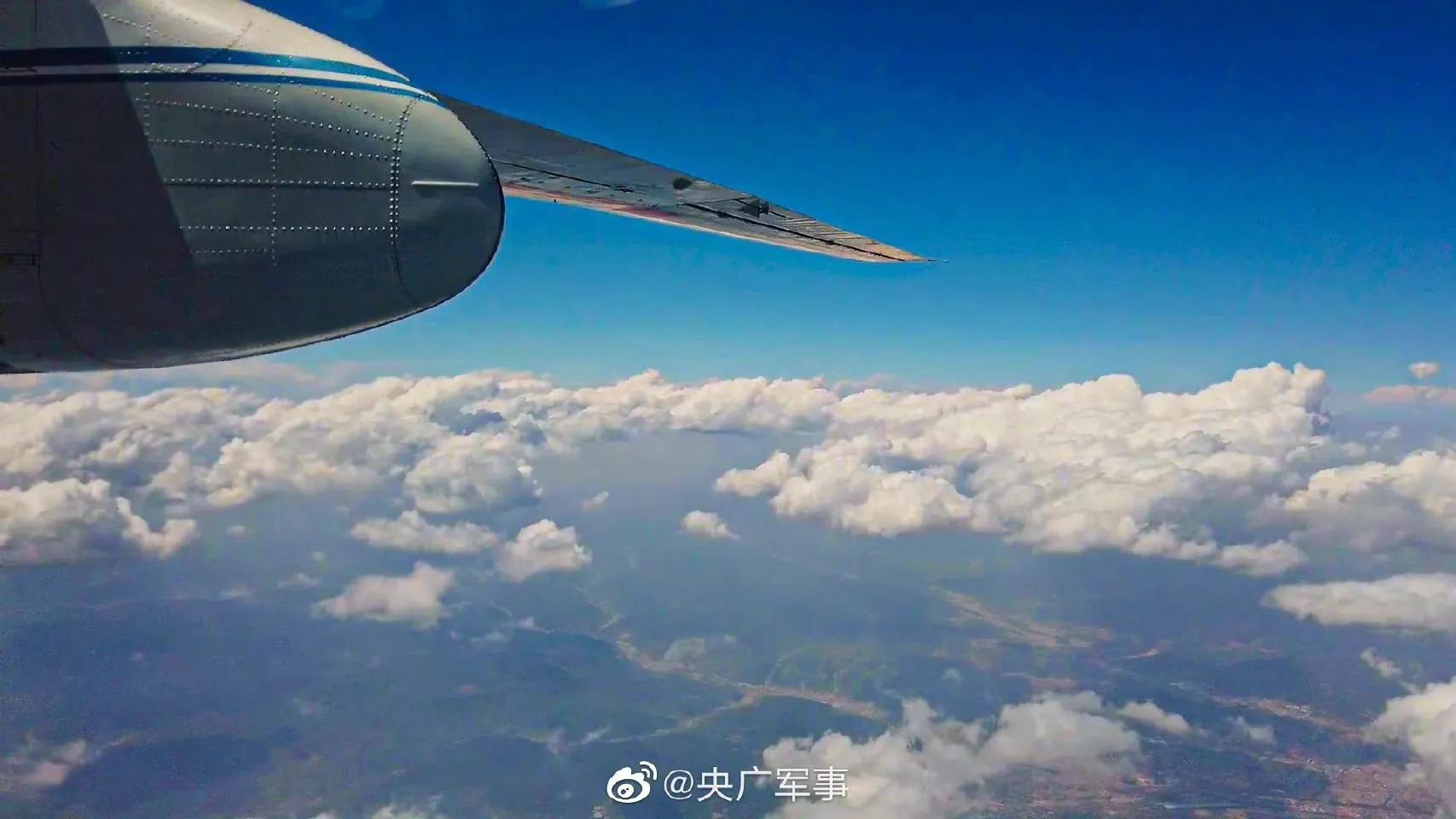 ���������һ��ƴͼ�������ع���7�Ž�ѵ�����й���ҹ����ƴ���