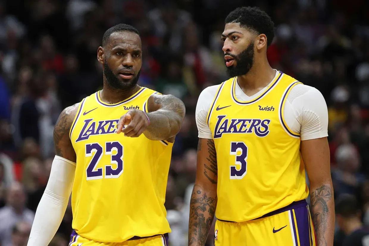 NBA排名2组(美媒列出了2022年十对最好的二人组，按实力排名哪对被高估了)