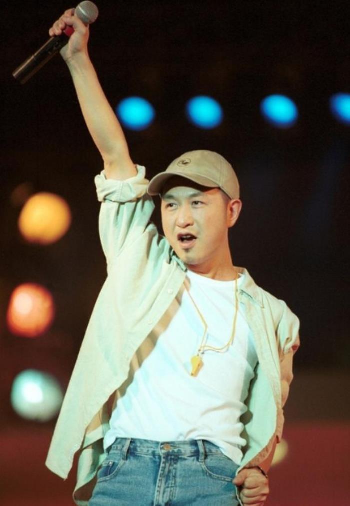 英年早逝的8位男星，个个让人惋惜，最大46岁，最小8岁