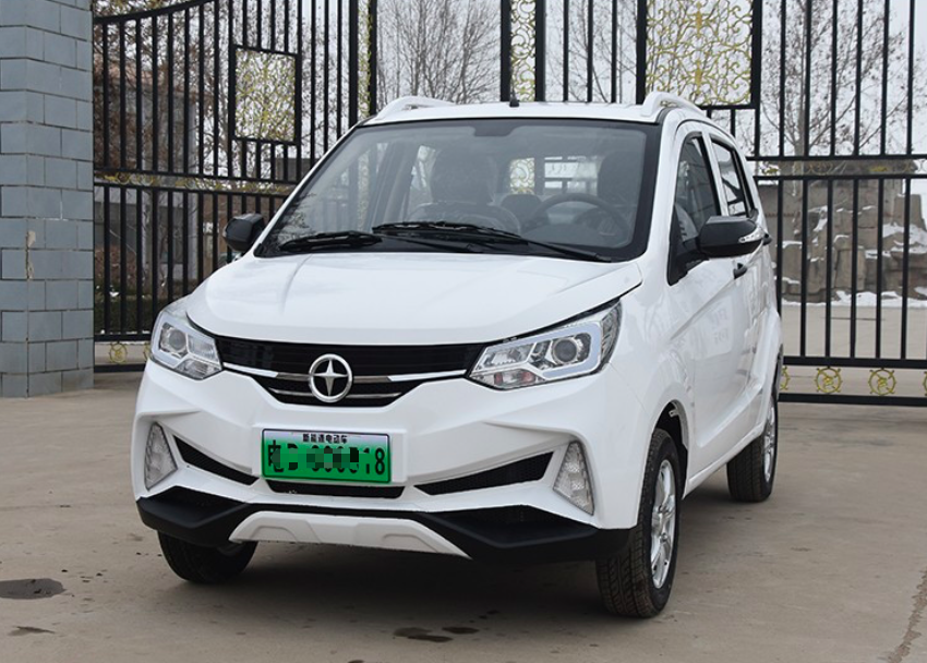 2款大空间低速四轮车，混合动力没续航焦虑，享受舒适出行