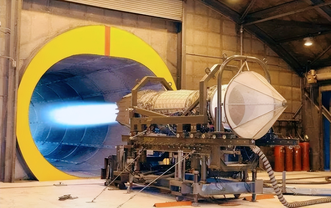 ����������������������Աȣ���6800Сʱ����3400Сʱ�����й���