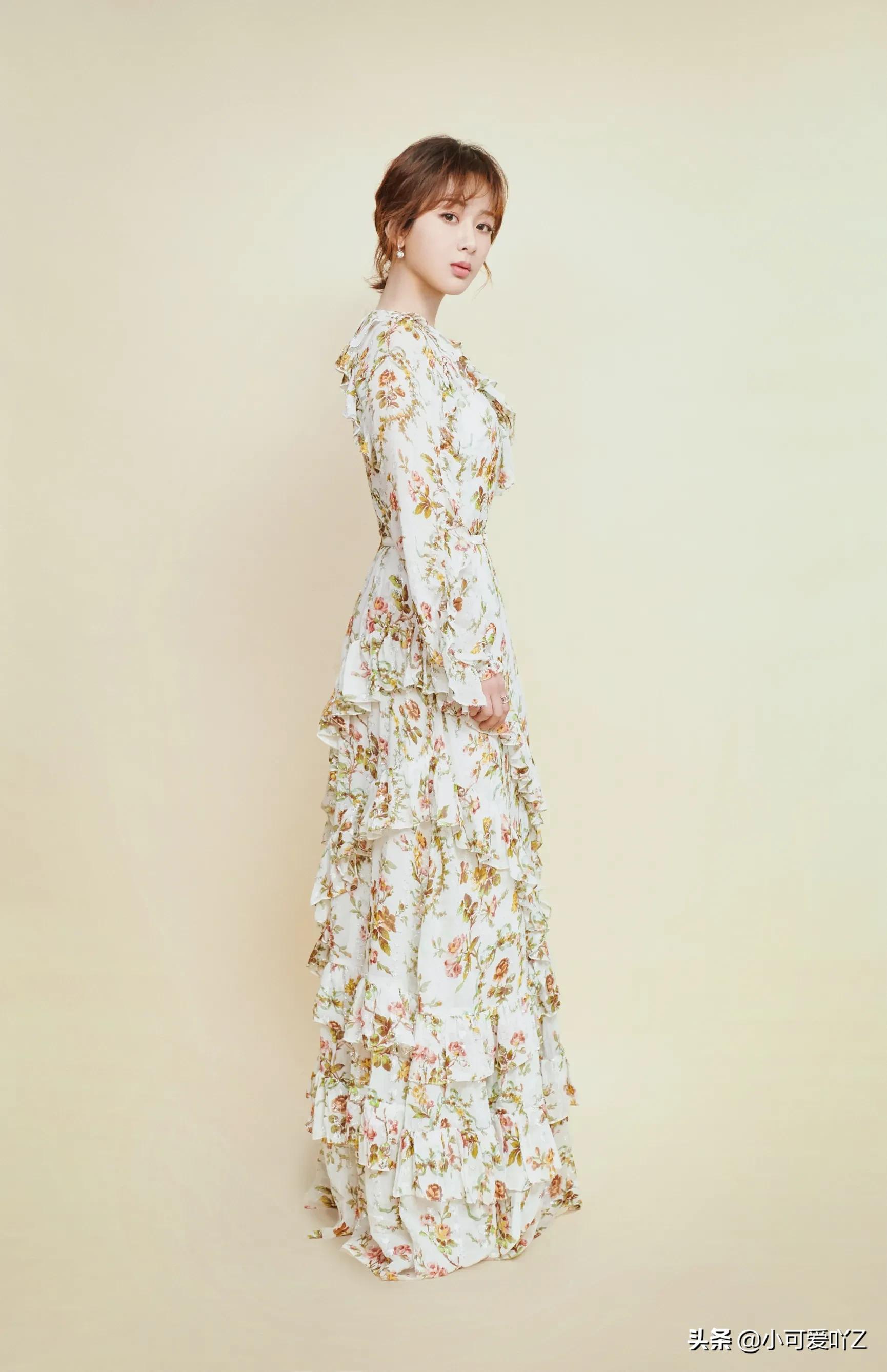 杨紫，美丽裙装，青春少女