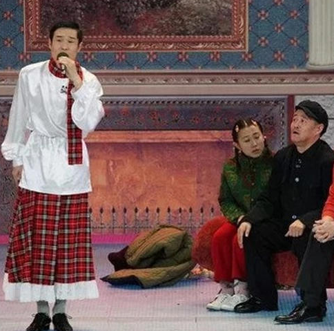 7位曾在春晚爆红的明星：有人三角恋，有人成网红，有人酒吧卖唱