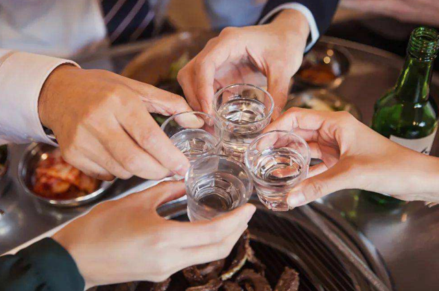 这6个习惯可能会导致尿酸过高？为了肾脏健康，建议尽早改掉