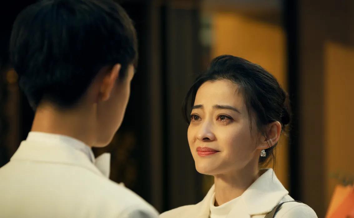 梅婷的美，佟丽娅的大气，霍思燕的温柔，是无数人的幻想吧