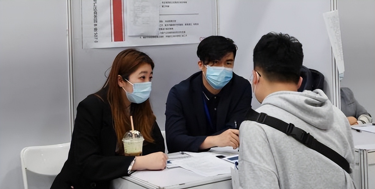 文科生被会计专业录取，大学期间做到三点，毕业后容易就业