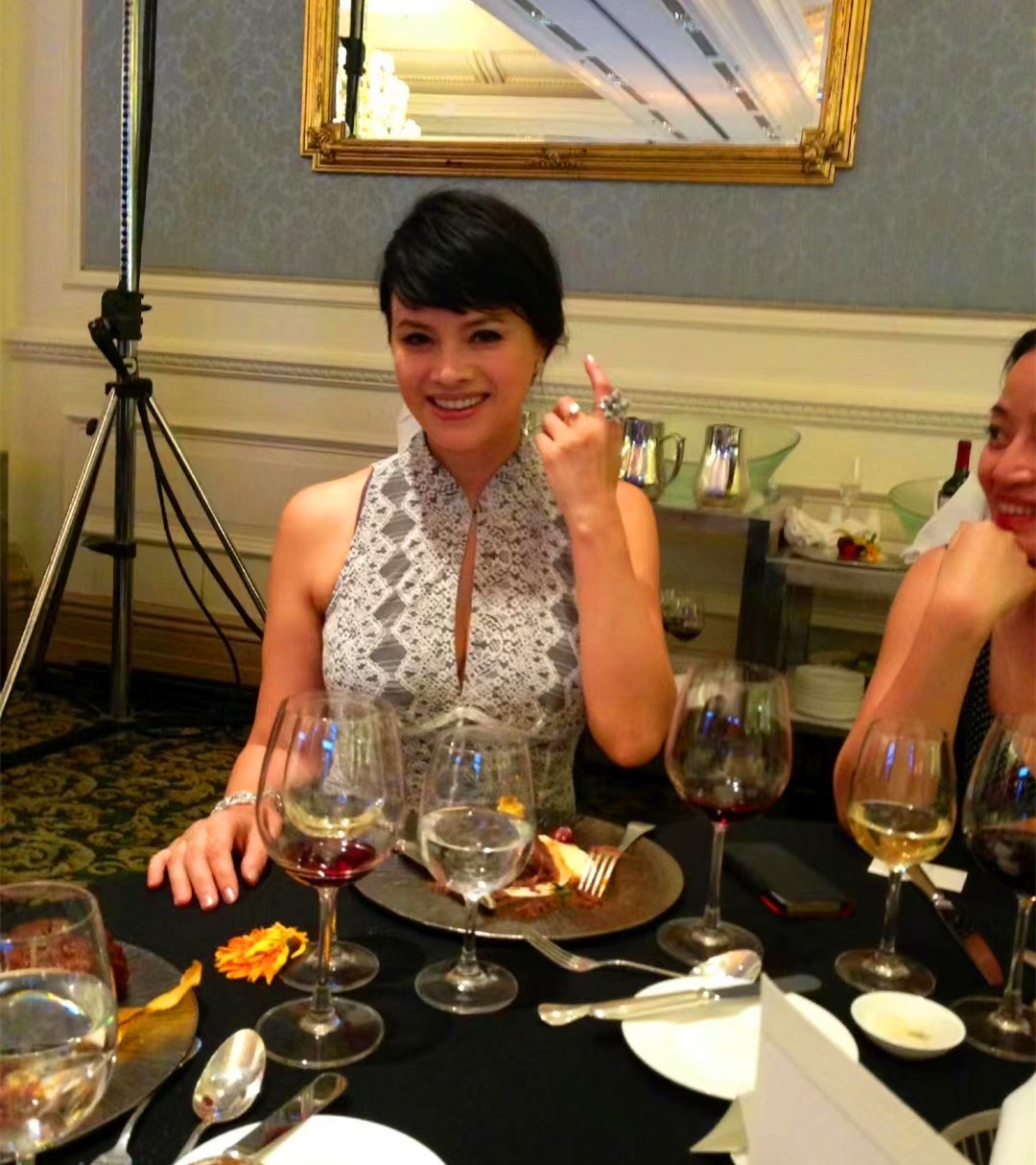 90年代红得快，沉得也快的明星，县城跑商演、被时代抛弃，可惜吗