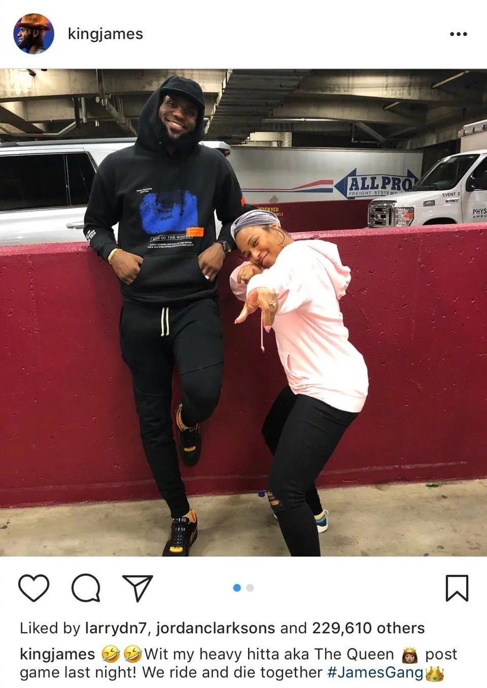 NBA球星的老婆(NBA球星和他们的漂亮老婆)