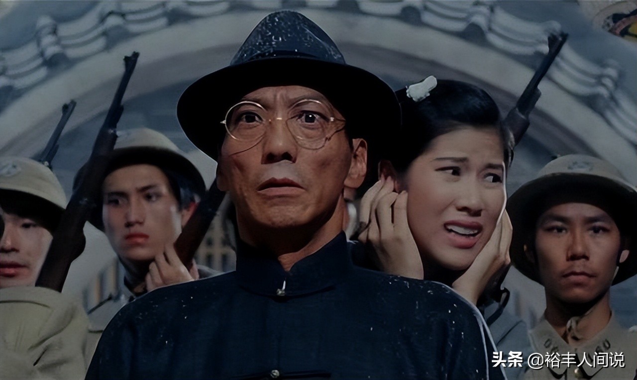 65岁袁祥仁定居内地不言休！演绎新角色僵尸道长，40度高温仍坚持