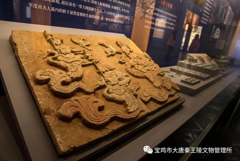 首次外展 宝鸡大唐秦王陵出土文物亮相成都永陵
