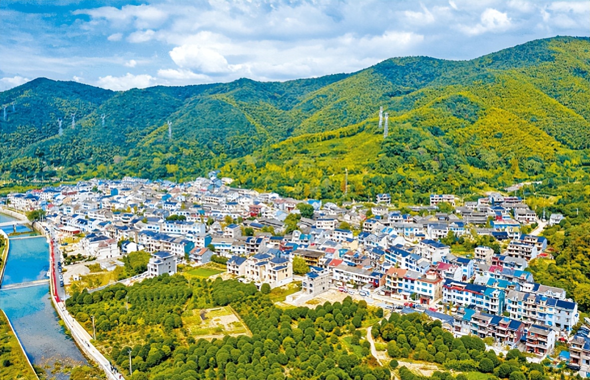 浙江省有个“奇怪”的城市，虽然属于宁波国内，但方言好像是台州话。
