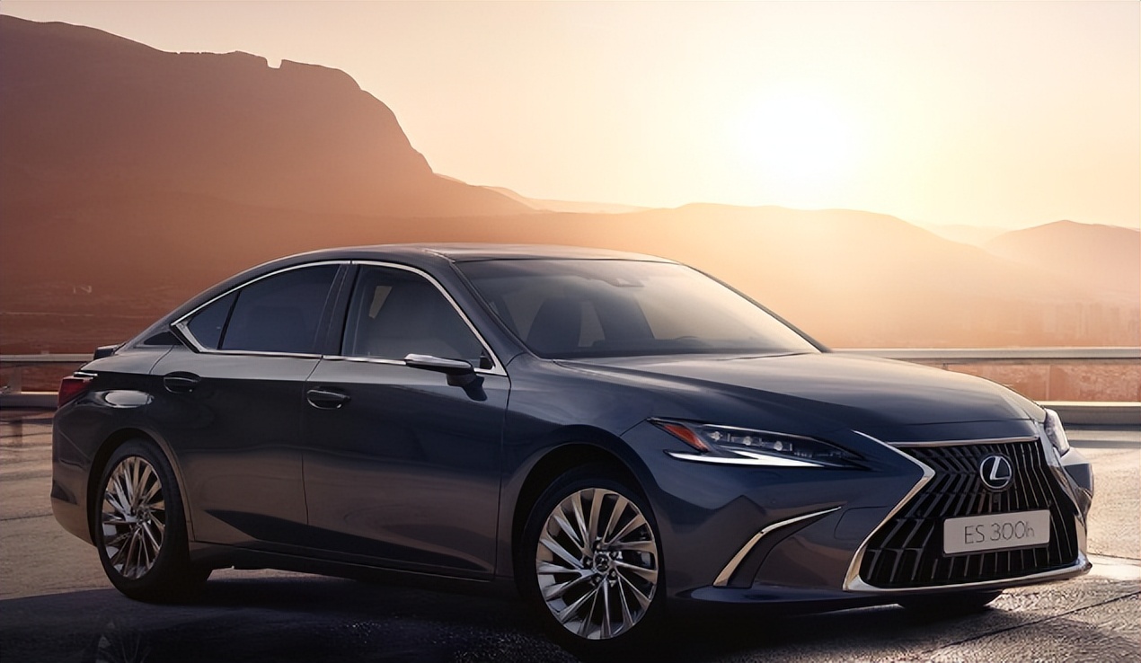 取消触控板、支持Car Play，2023款雷克萨斯ES发布