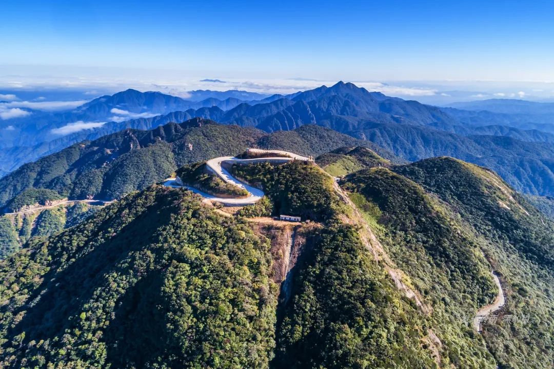 广东第一峰旅游风景区(登顶广东最高观景平台)
