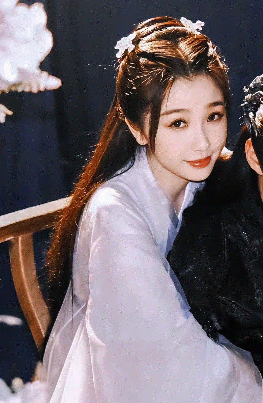 《仙剑6》官宣阵容上热搜，女主虞书欣，男主颜值有保障