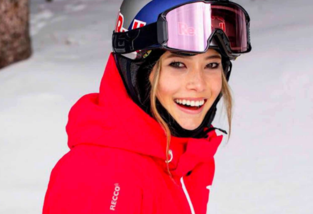 “青蛙公主”谷爱凌，轻松摘得金牌，个人履历和父母学历让人羡慕