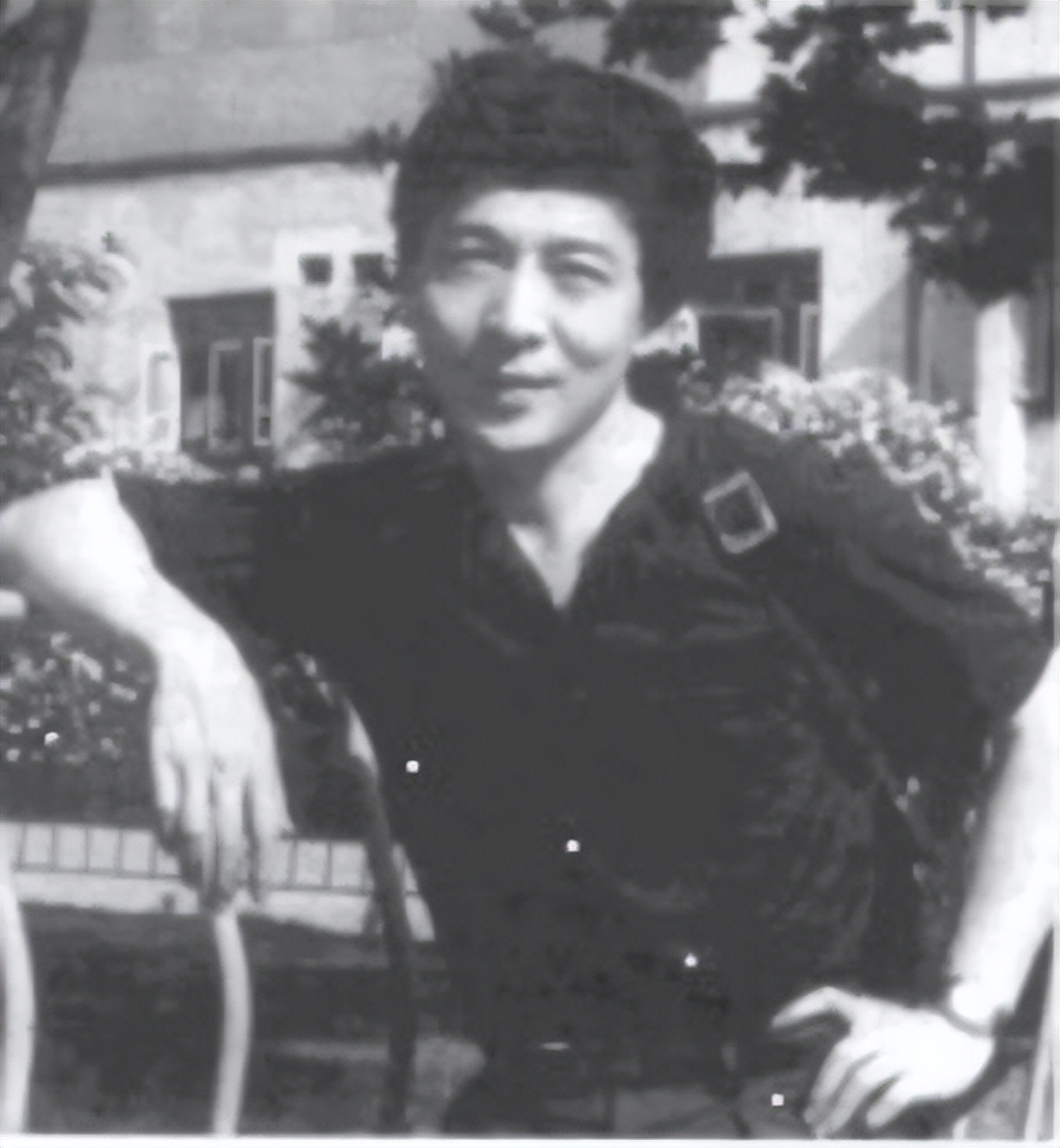 潘虹：离婚36年依旧单身，一生无儿无女，60岁以后有了烦心事