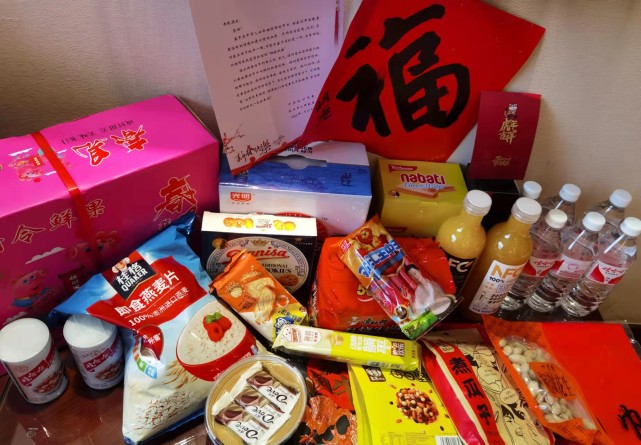 杭州隔离物资太内卷了！放8万份隔离点新春礼包，真丰盛