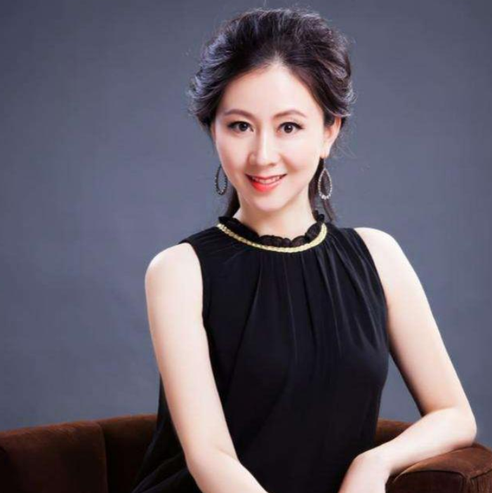 汤加丽:我不是一个好妻子和好女儿,但我是一个合格的人体模特