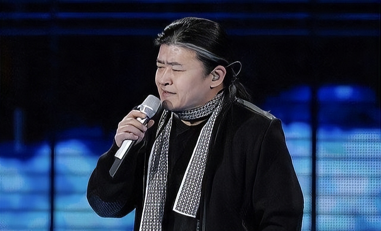 父亲是歪瓜裂枣，女儿却貌美如花？这10位星二代的长相好奇妙