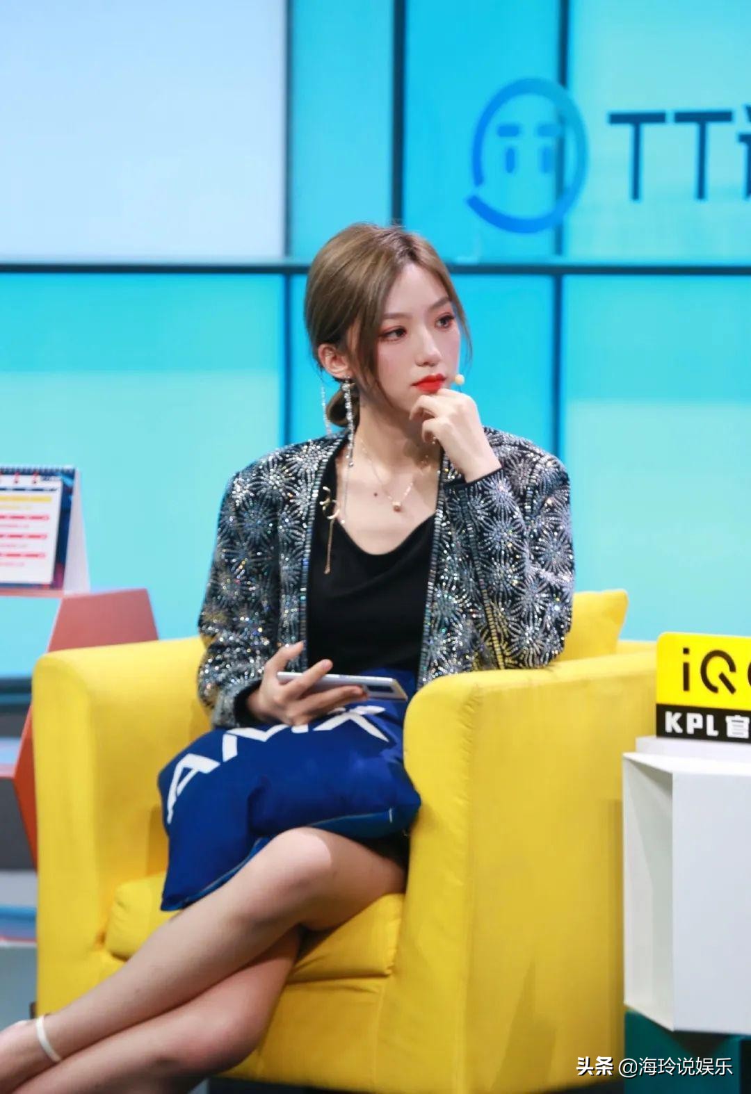 天云，美貌与智慧并存的KPL美女解说员
