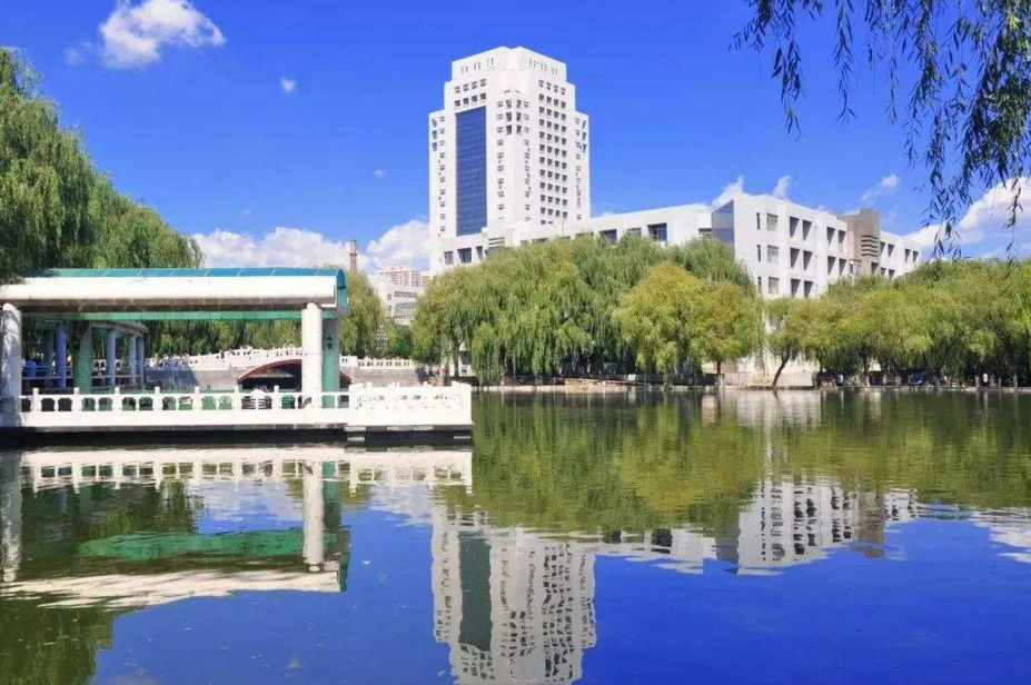 河北被“人民日报”表扬的大学，不仅实力雄厚，就业率也很不错