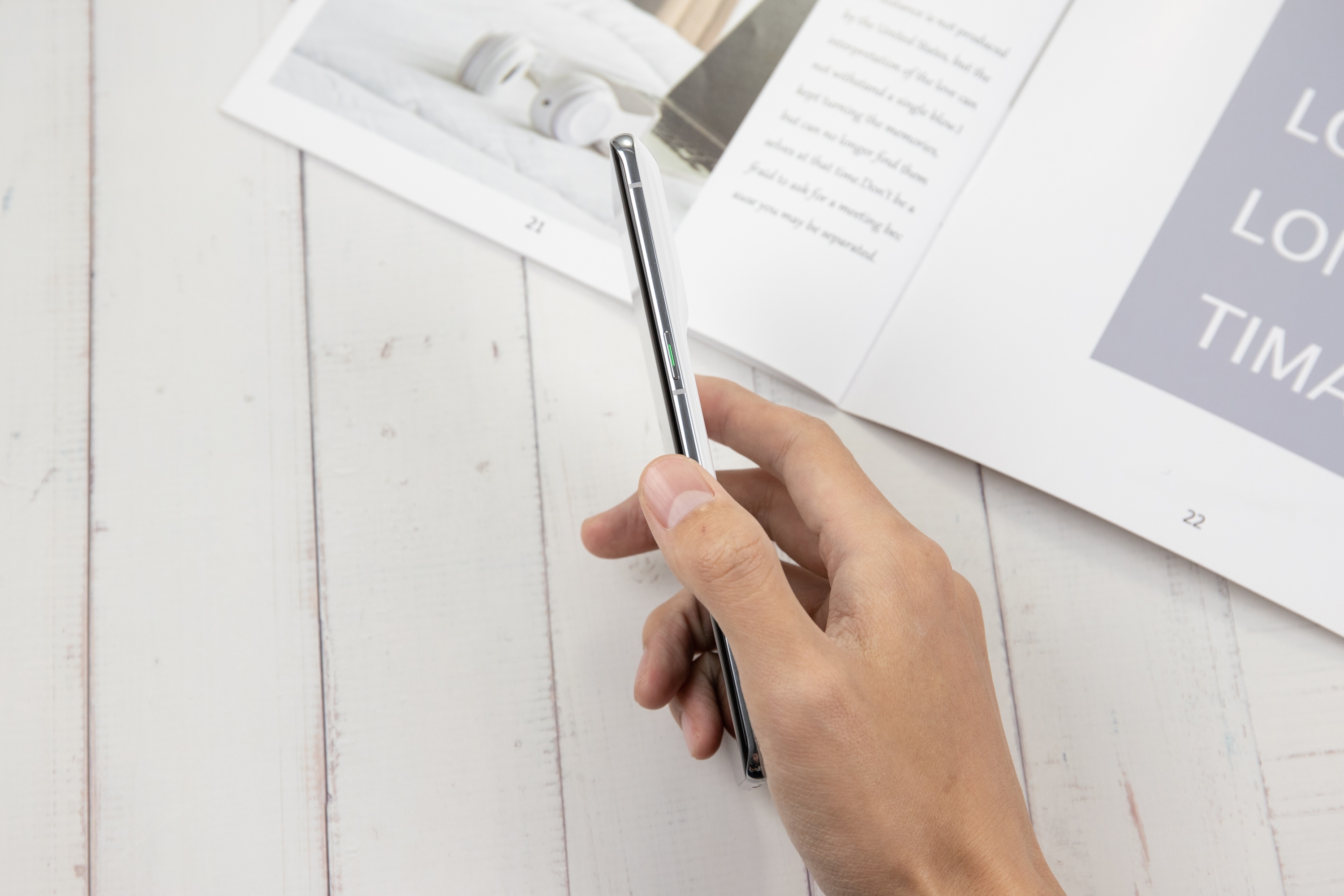 “冒险”投入值不值？OPPO Find X5 Pro首发评测，视频能力是重头戏