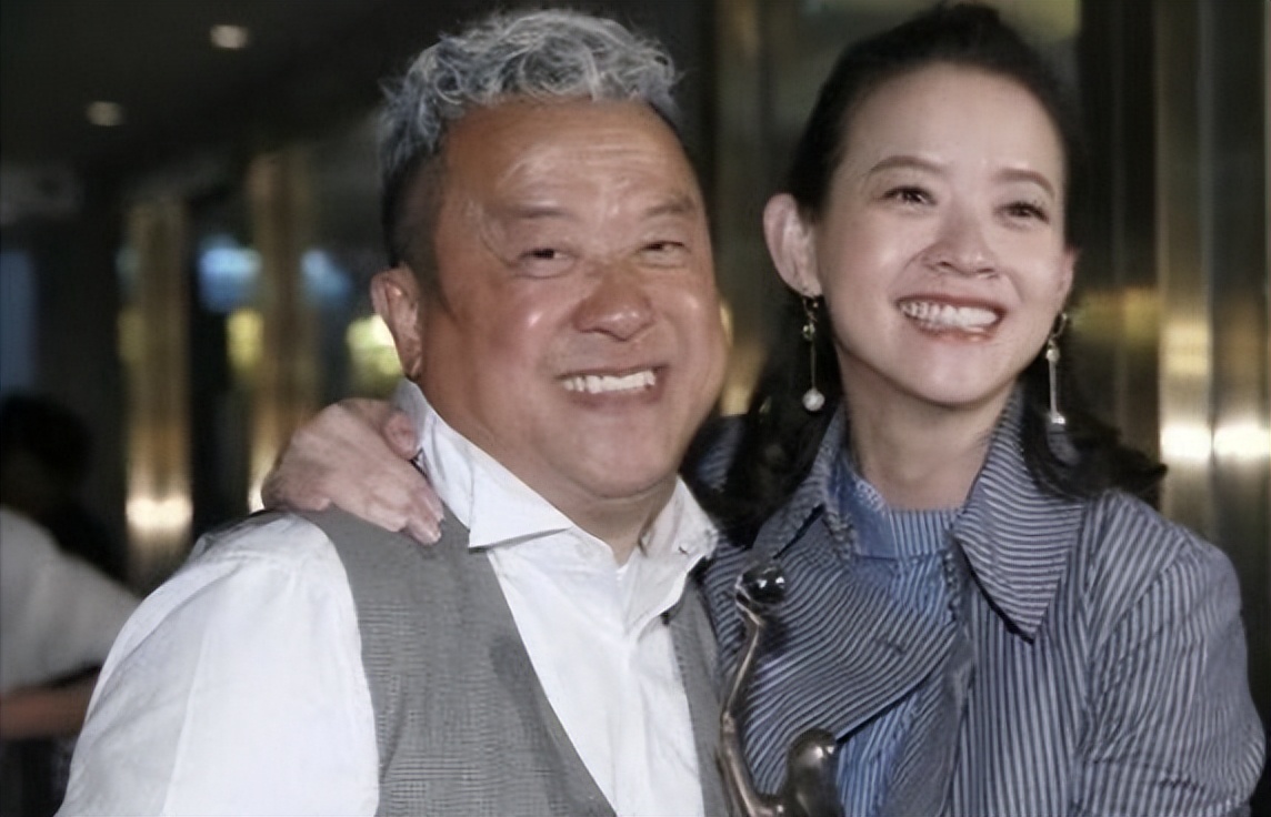 父亲是歪瓜裂枣，女儿却貌美如花？这10位星二代的长相好奇妙