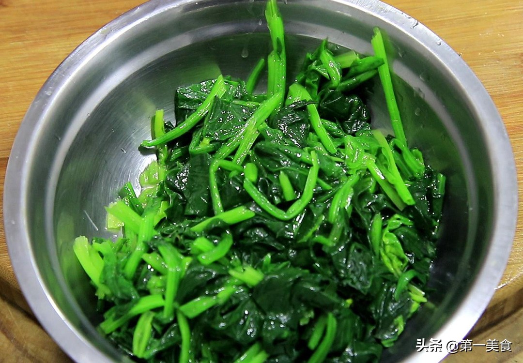 菠菜怎么做好吃（分享6种菠菜不同做法鲜香美味）