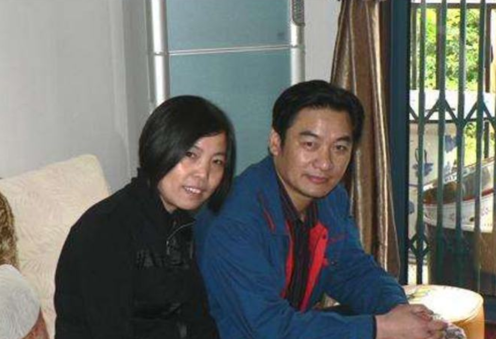 战友牺牲后，他信守诺言去战友家尽孝，9年后娶战友妹妹为妻子