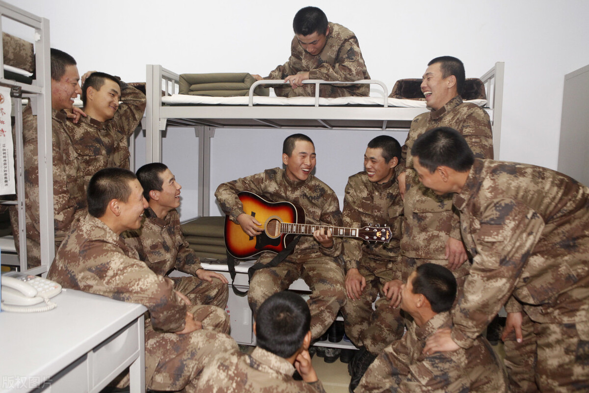 眼睛近视，不符合当兵的要求，大概需要提前多久手术？考虑这几点