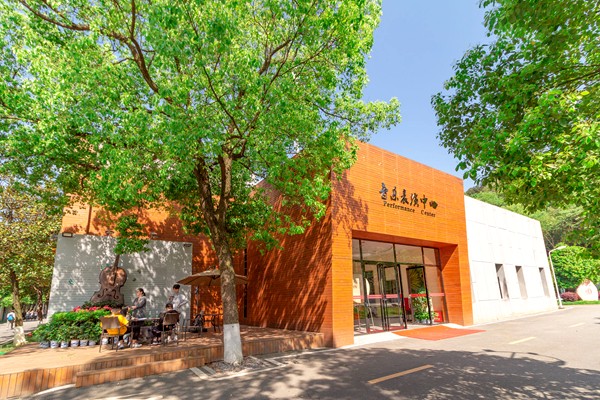 2022年音乐设计类招生430人，湖南工商大学艺术类录取需要多少分