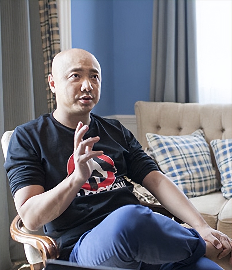 藏族演员多布杰：出道34年不开豪车不用助理，老戏骨的坚守和幸福