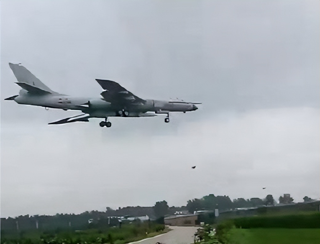 �й���������ͻ���ͽ����վ������⹥�����󣬺������پ�������ĸ