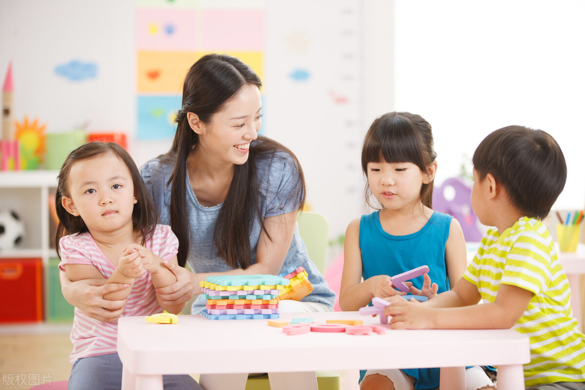 公務(wù)員和教師的差別，除了編制，還體現(xiàn)在福利待遇上
