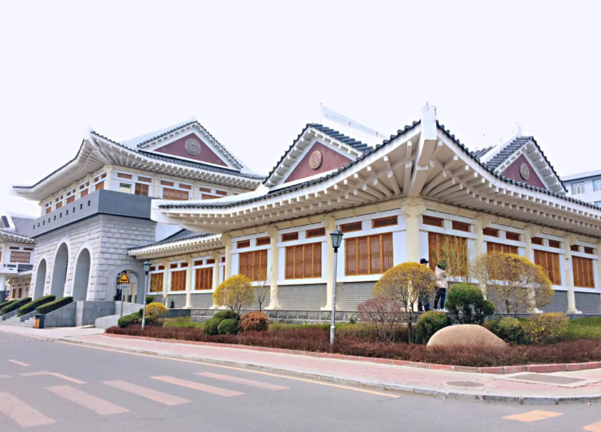 分数不是很高，又想读211，推荐这5所大学，就业升学好