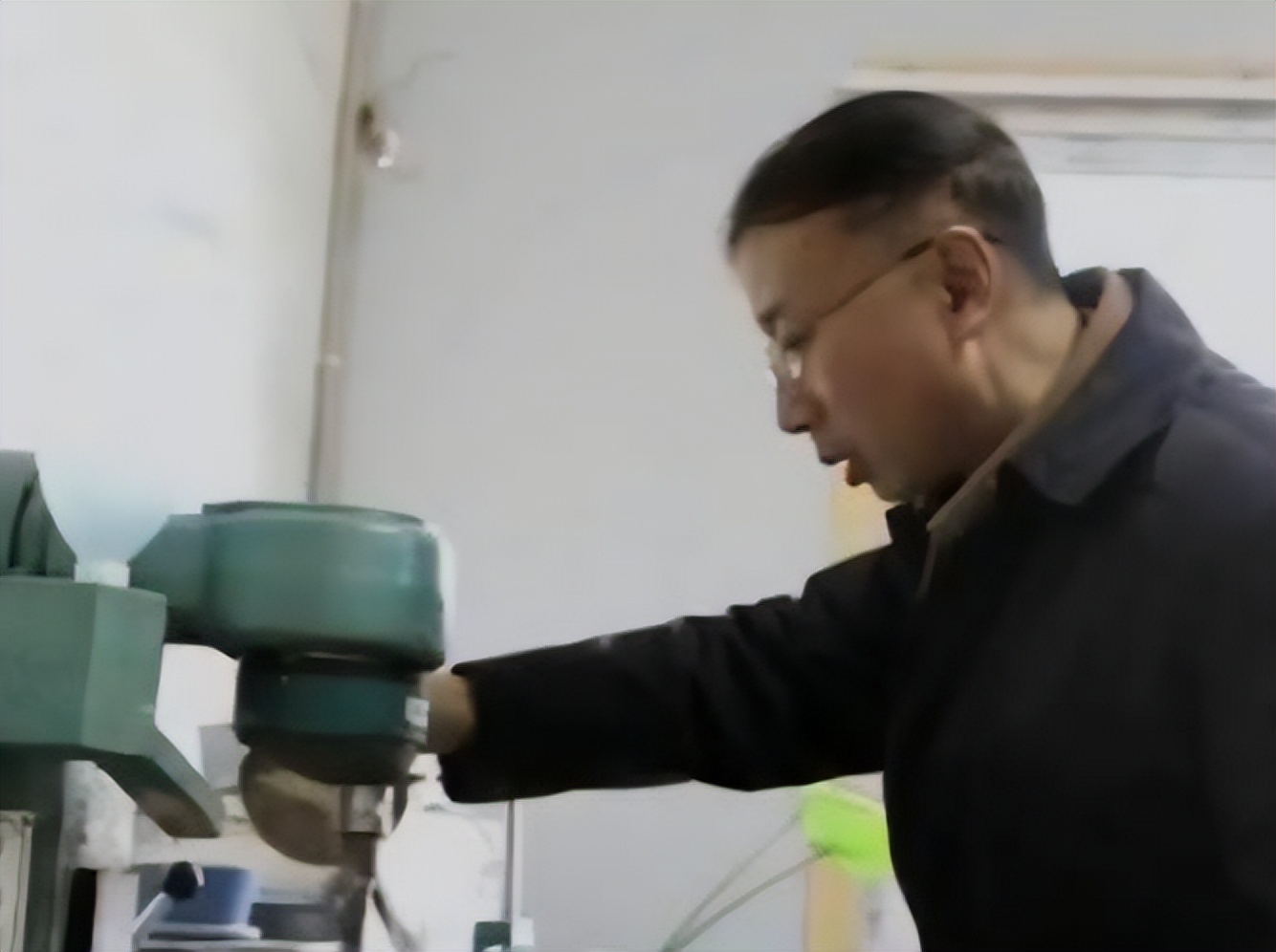 2017年蔡晓民发明水泥毯，从无人用到受美国公司欢迎，估值1.2亿