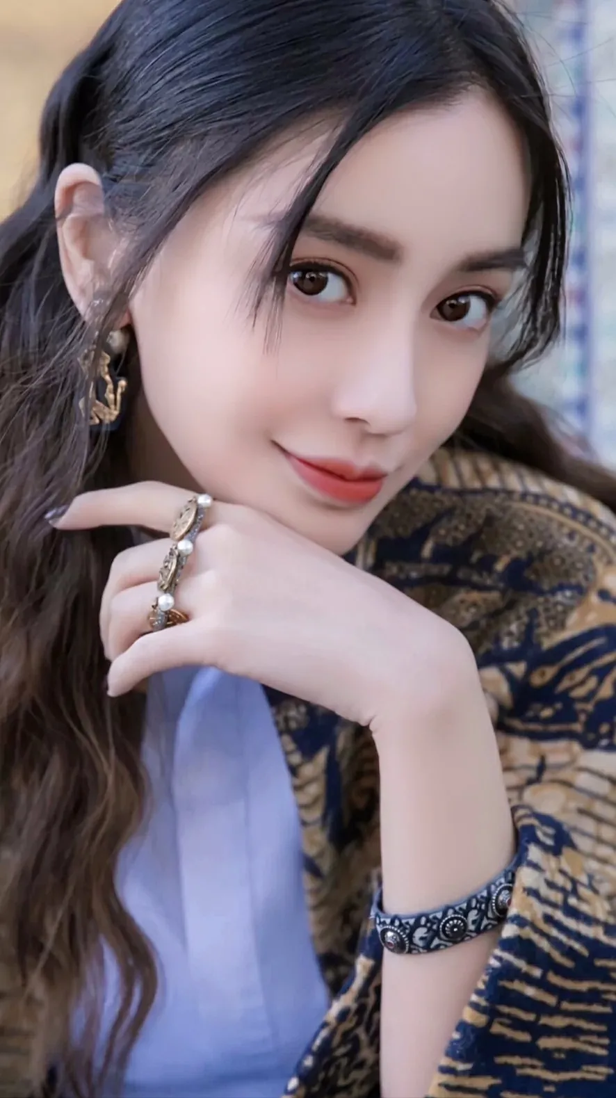 杨颖：吸引力十足