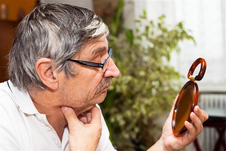 化疗后，患者身体更差了？提醒：两种恶性肿瘤不建议做化疗