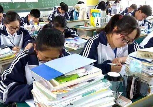 中考分流政策的实施，学习差的学生，究竟是上高中好还是职高好