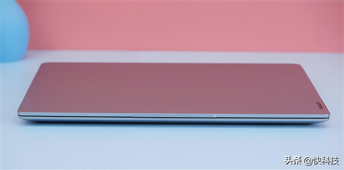 联想小新Pro 16 2022图赏：2.5K/120Hz高刷屏