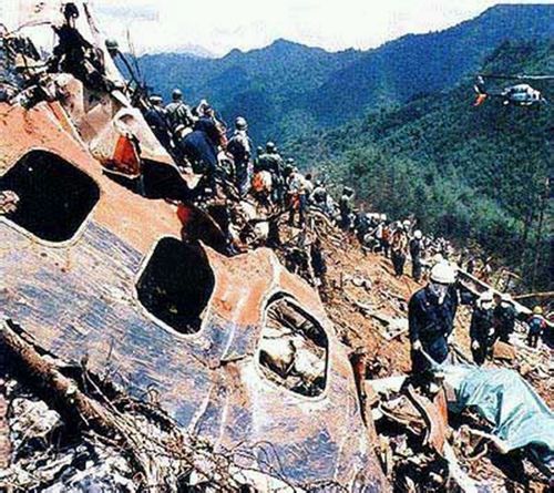 盘点：全球十大空难，每一场空难都触目惊心，事故原因千奇百怪