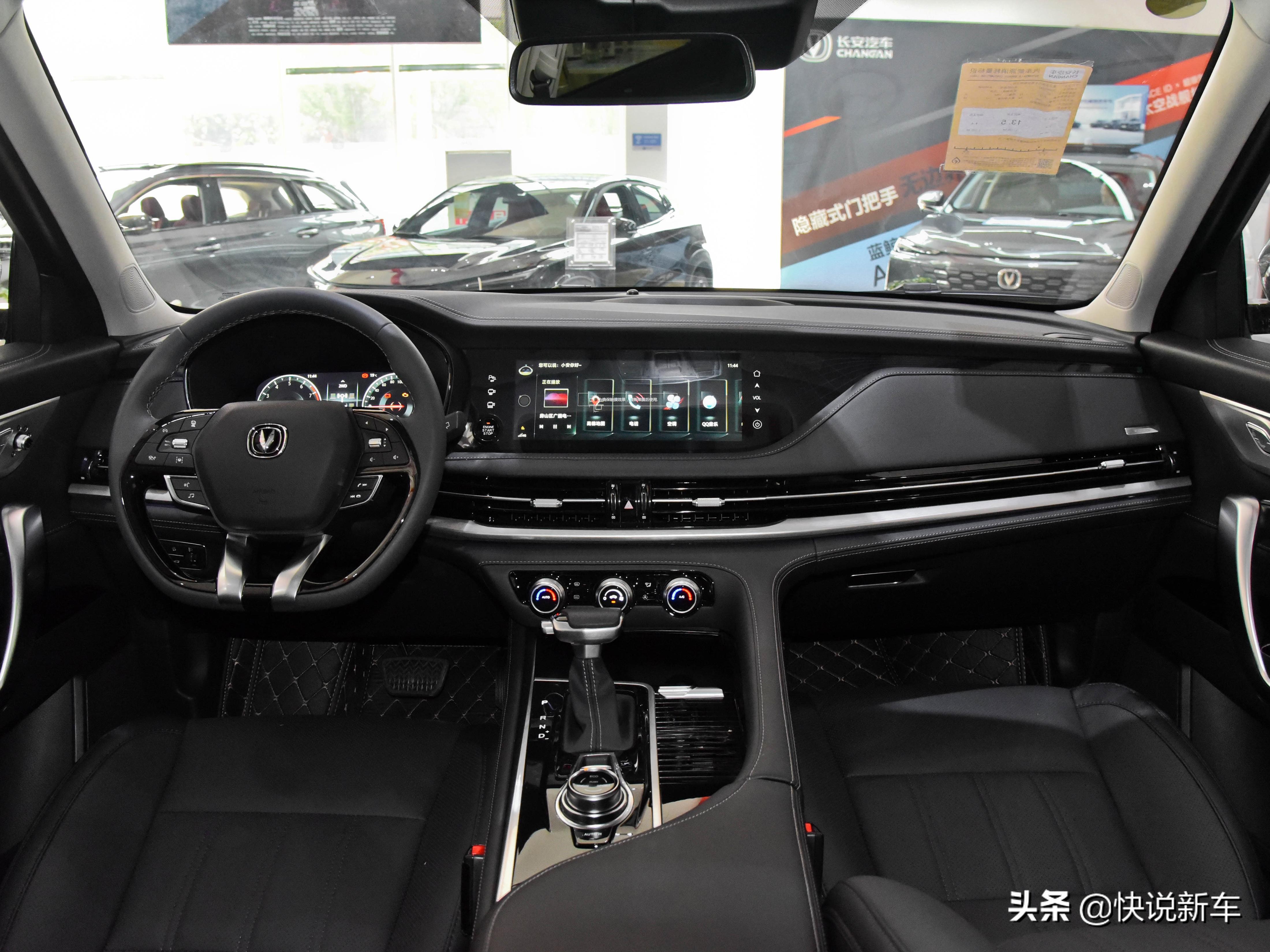 17.59万起，与汉兰达媲美，国产品牌，实拍长安CS95