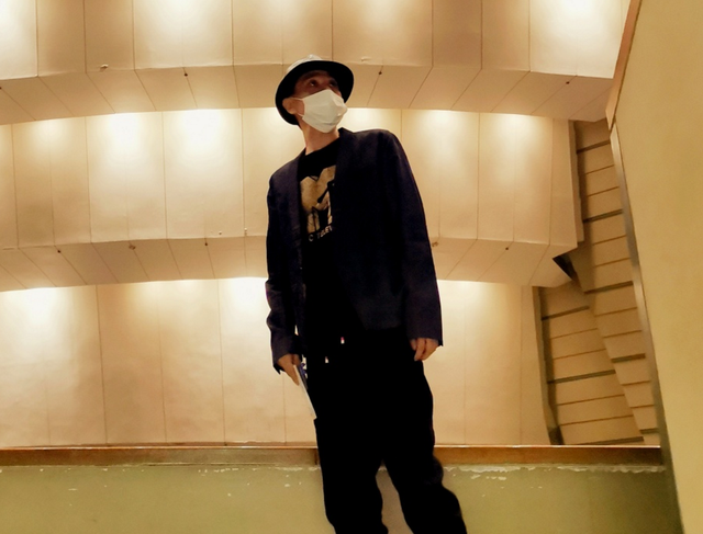 回顾2021年十二位离世的名人，每一位都让人难以割舍